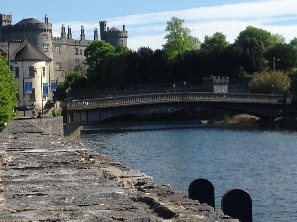 Bridge View B&B Kilkenny Exterior photo